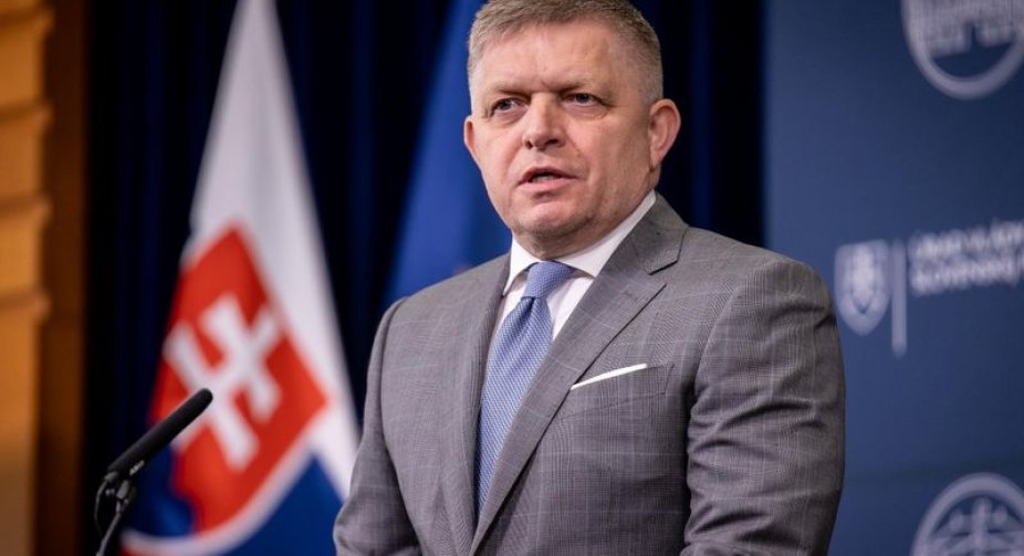 Прогноз на одужання Фіцо: Міністр оборони Словаччини розповів про тривалий процес