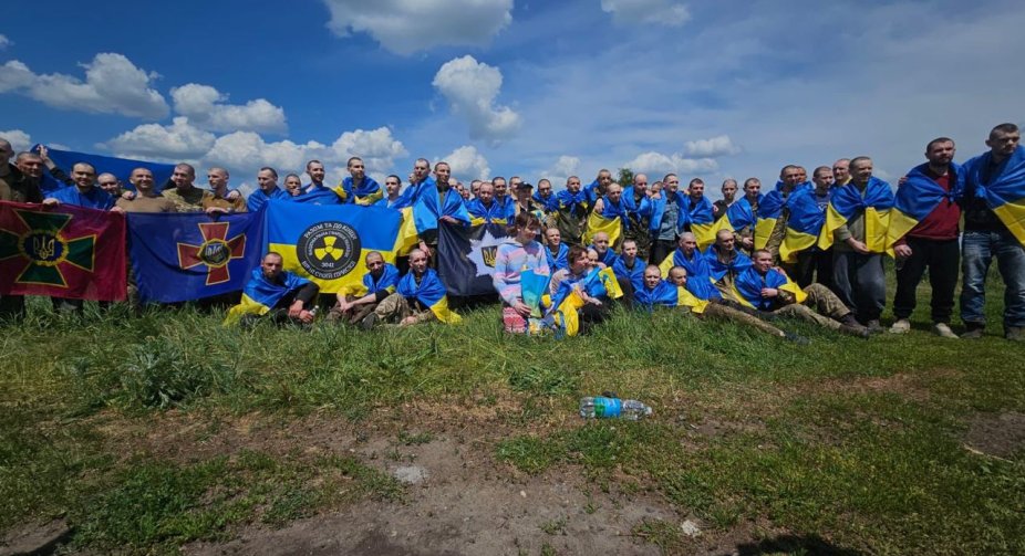 Україна і Росія провели обмін полоненими: додому повернулися 75 осіб (ОНОВЛЕНО)