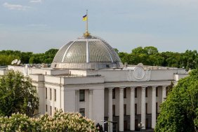 Журналістам повертають доступ до кулуарів Верховної Ради, але попереджають про небезпеку обстрілів