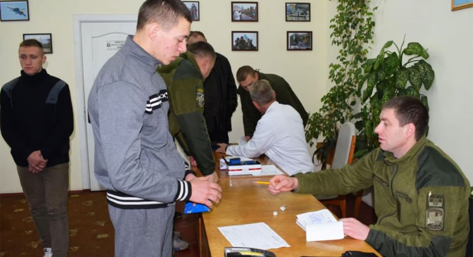 Кабмін не прописав підстави для відмови в наданні відстрочки: це дає ТЦК можливість відмовляти з будь-яких причин