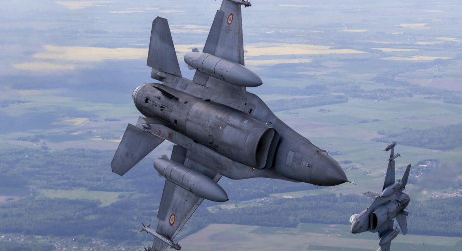 Delivery of the first F-16 to Ukraine: what is known