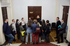 Журналісти повертаються в Раду: Стефанчук підписав розпорядження