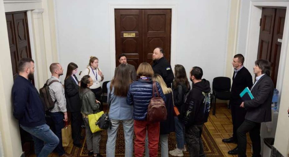 Журналісти повертаються в Раду: Стефанчук підписав розпорядження