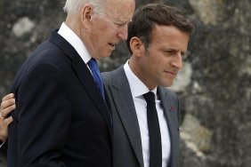 Politico: Macron offered Biden to send instructors to Ukraine, but the US president refused