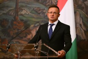 Сіярто: Угорщина підтримує мирний план Китаю і Бразилії щодо України