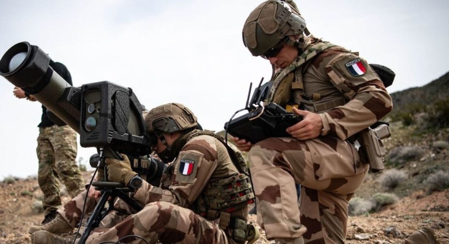 French Prime Minister: No plans to send troops to Ukraine