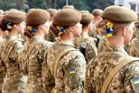 Розширення ролі жінок у військовій сфері: виклики та можливості