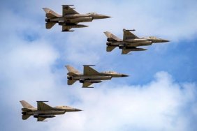 Ukraine calls for faster F-16 pilot training in the US: Politico report