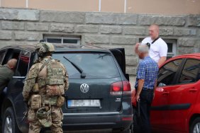 Затримання керівника Борщівського ТЦК: у Тернополі викрили корупційну схему