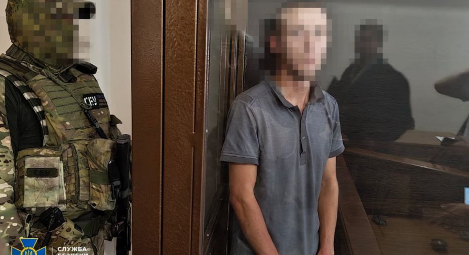СБУ: Шестеро кур'єрів-доставників в Одесі затримано за підпали автомобілів військових