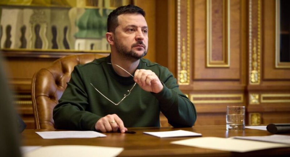 Зеленський вимагає позбавлення нагород за підтримку РФ: новий законопроєкт