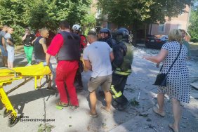 Унаслідок обстрілу Нікополя поранено вісім осіб, пошкоджено будинки та інфраструктуру