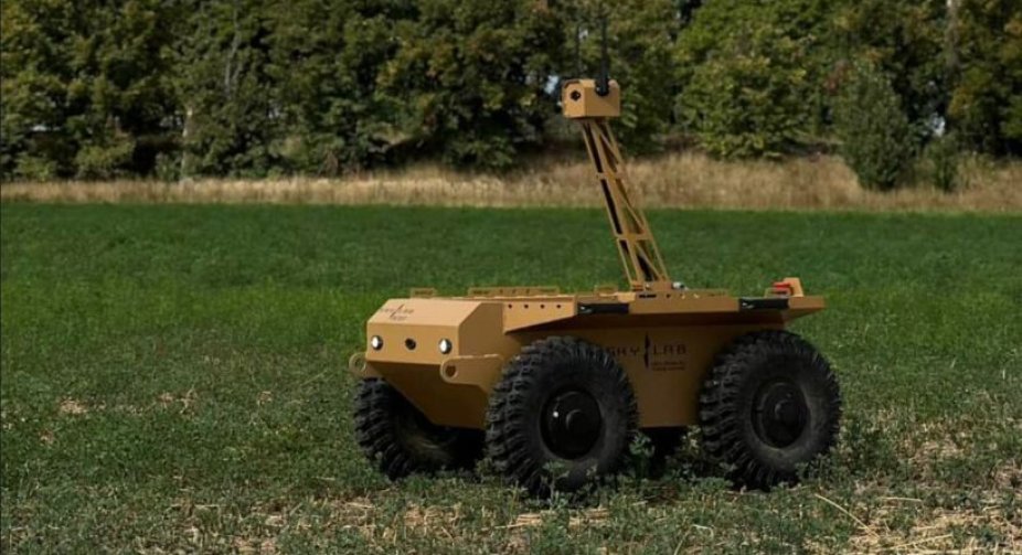 Україна запустила в серійне виробництво робот Ratel Н для евакуації бійців з поля бою, - Федоров
