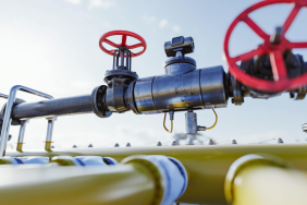 Експерт: Відмова від транзиту російського газу загрожує перебоями у поставках для кількох областей України