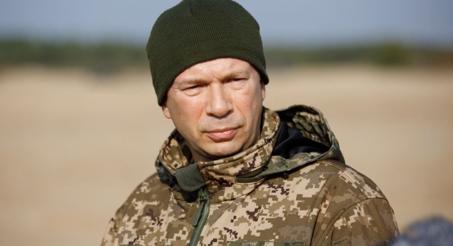 Головком ЗСУ Сирський показав відео удару по російському С-300 на сході: деталі операції