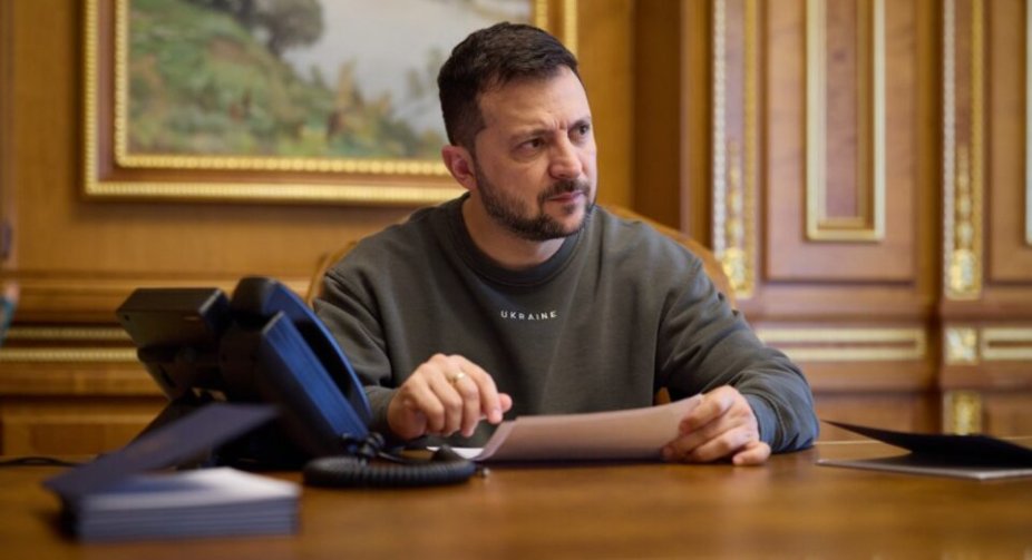 Зеленський анонсує плани збільшення втрат РФ у техніці та логістиці після доповіді військових