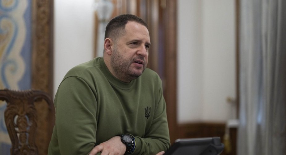 РФ вдарила ракетами по Україні: Єрмак звітує про 36 загиблих та 140 поранених