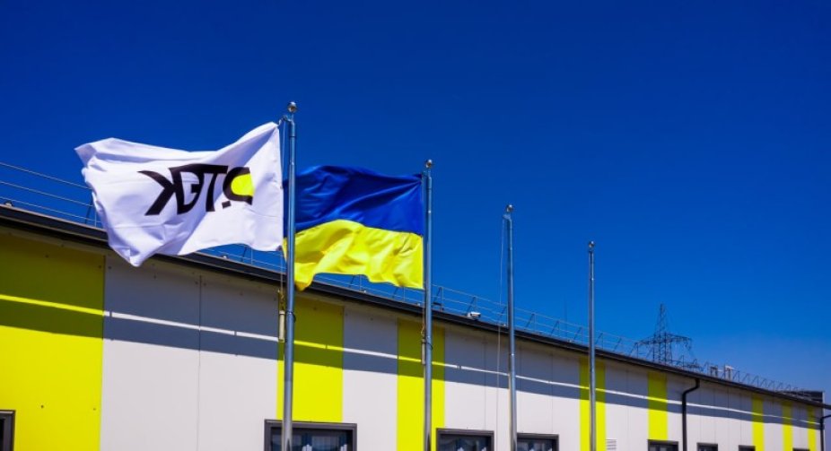 Протести через відключення електрики: ДТЕК відповідає на обурення українців