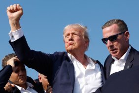 ФБР спростувало сумніви: Трамп був поранений кулею