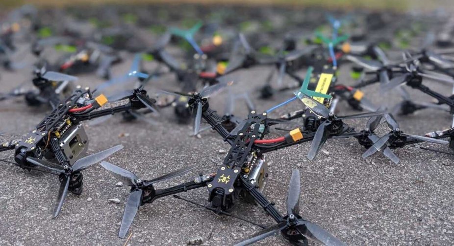 Міністр оборони Росії: Виробництво FPV-дронів досягає 4 тисяч на день