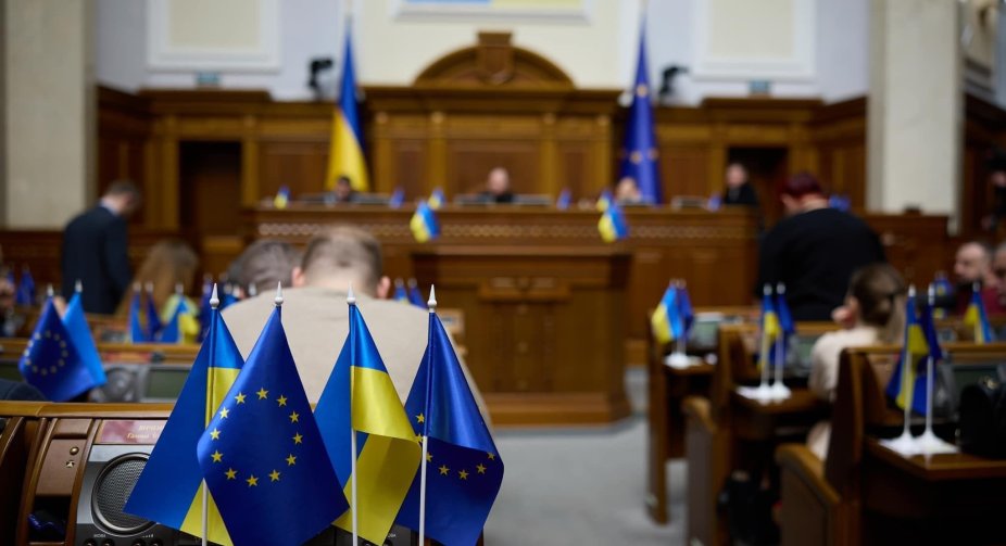 Рада підтримала в першому читанні законопроєкт, який дасть можливість корупціонерам «відкупатися» від покарання