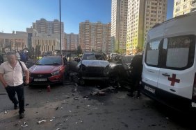 У Москві підірвали автомобіль Land Cruiser: постраждали двоє людей