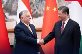 Орбан прибув до Китаю і зустрівся із Сі: Обговорювали Україну