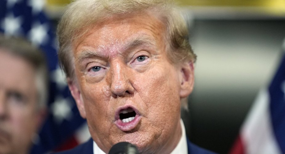 Трамп вважає, що влада США заплатила Росії за організацію великого обміну ув'язненими