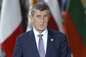 Czech PM Who Urged European Leaders to Pursue Peace Says Country Is Ready to Fight Russia