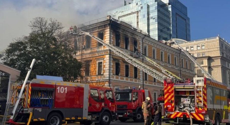 Zelenskyy: Russia strikes Academy of Sciences building in Kyiv, Ukraine will respond