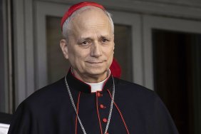 Pope appeals to Vladimir Putin for a ceasefire during a phone call