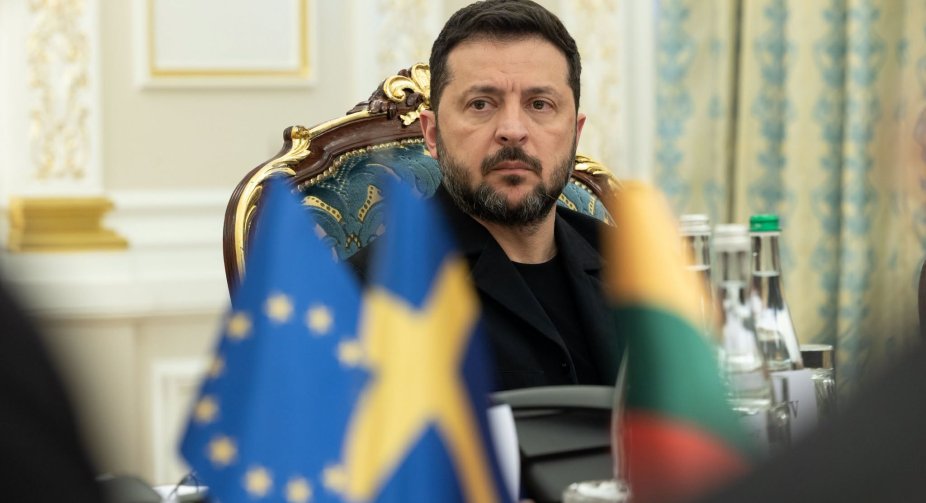Зеленський – ми не програємо війну, але втрачаємо людей
