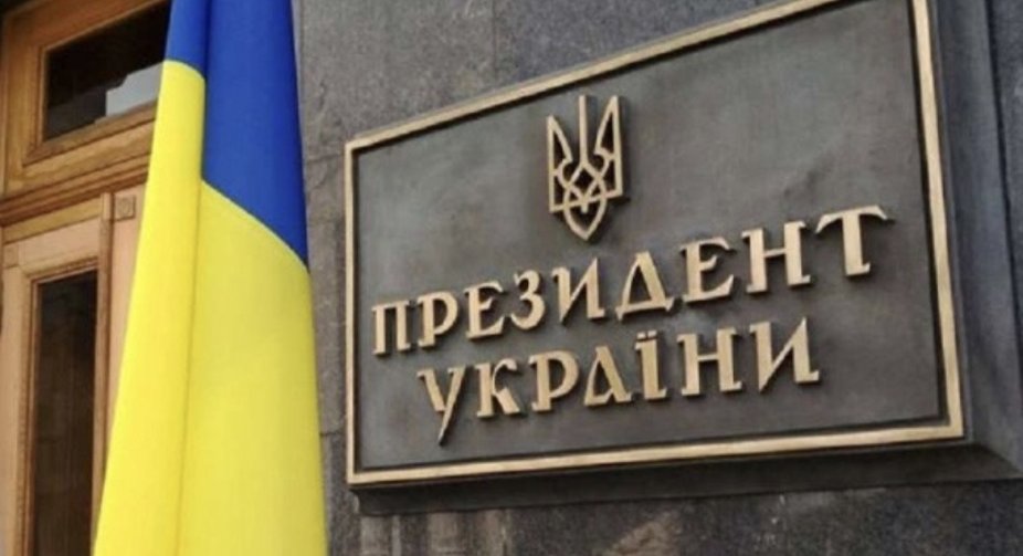 Офіс Президента України відповідає Ілону Маску