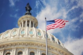 У Конгресі США підтвердили двопартійну підтримку України та звинуватили адміністрацію Трампа у фінансовій допомозі Путіну